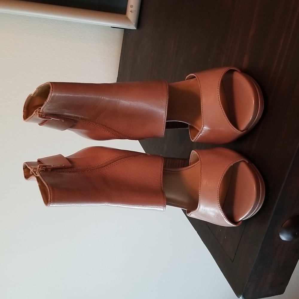 Nine West Pumps - Picture 2 of 5